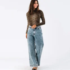 Women Lollys Laundry SS25 Ellen Top in Leopard Print by Lollys Laundry